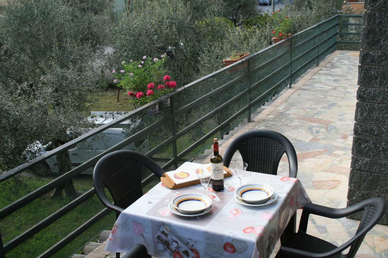 La Terrazza Sugli Ulivi Toscolano Maderno Exterior foto